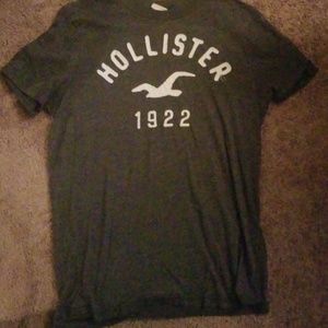 Hollister t-shirt